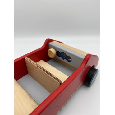 Timberhill Kırmızı Aile Arabası  / Ahşap Oyuncak Araba / Timberhill Red Family Car